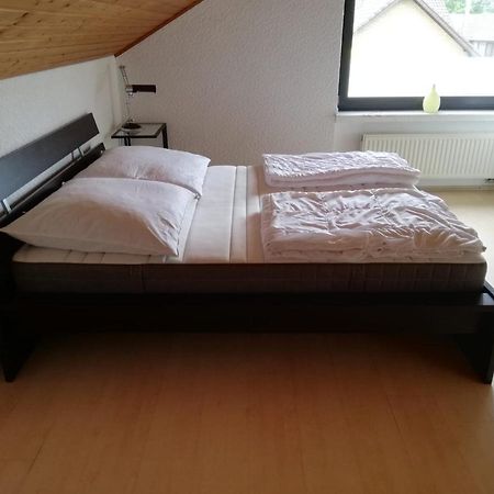 Borghees Ferienwohnung / Monteurswohnung In Ruhiger Waldlage מראה חיצוני תמונה
