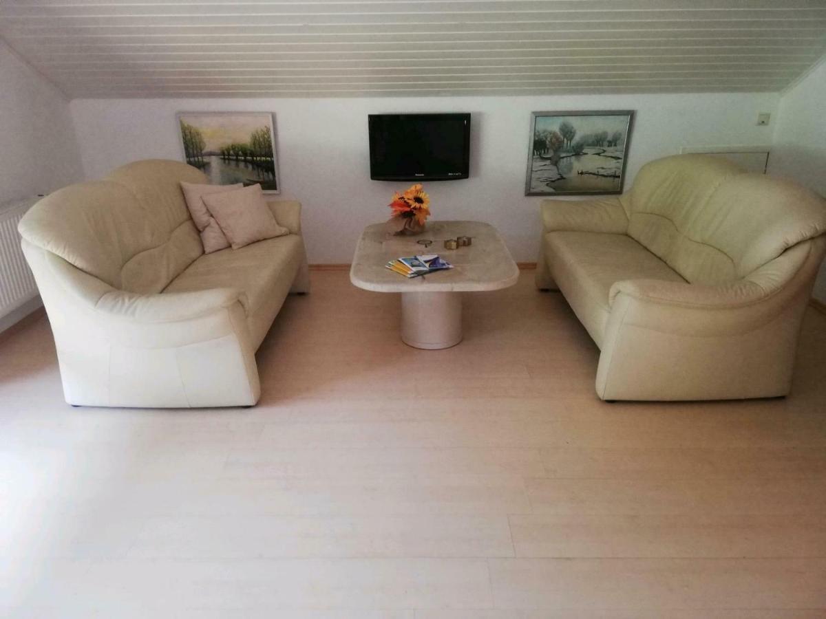 Borghees Ferienwohnung / Monteurswohnung In Ruhiger Waldlage מראה חיצוני תמונה