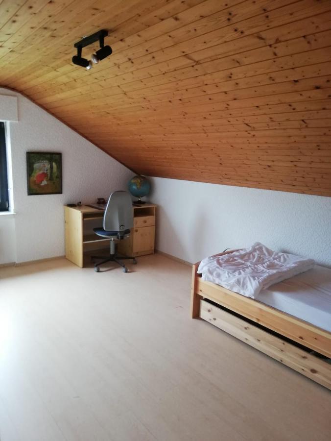 Borghees Ferienwohnung / Monteurswohnung In Ruhiger Waldlage מראה חיצוני תמונה